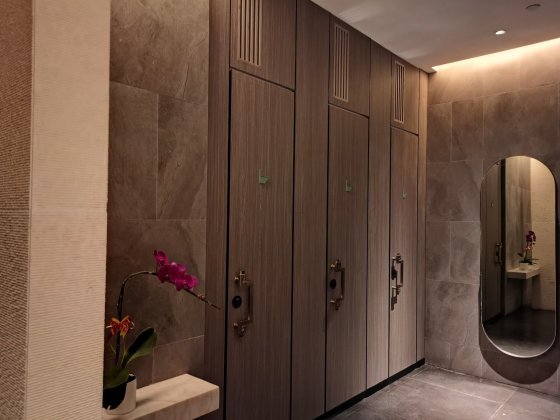 558d2a78-dc99-4d40-87a2-d74c7cb3cf7d.jpg_560xaf